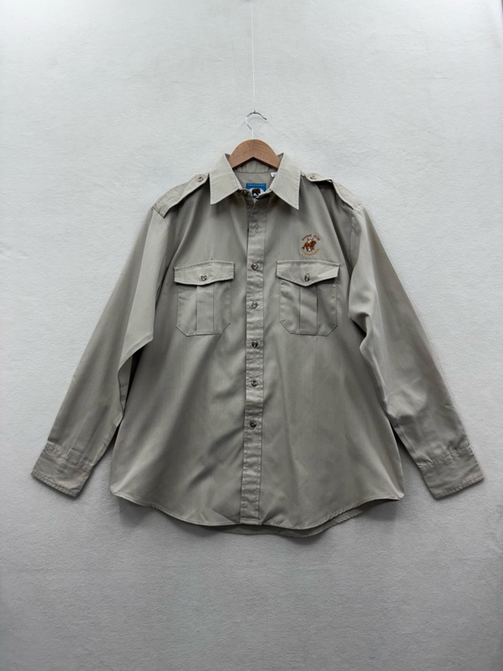 Vintage Bear Back Men’s Large Tan Khaki Hunting Safari Button Up Shirt